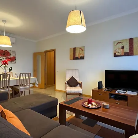 Costa * Αλμπουφέιρα